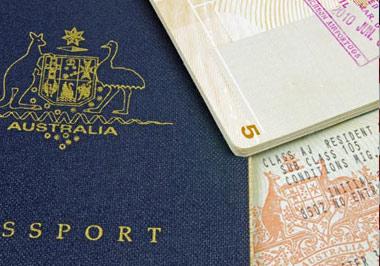 How long does Australian eTA last?